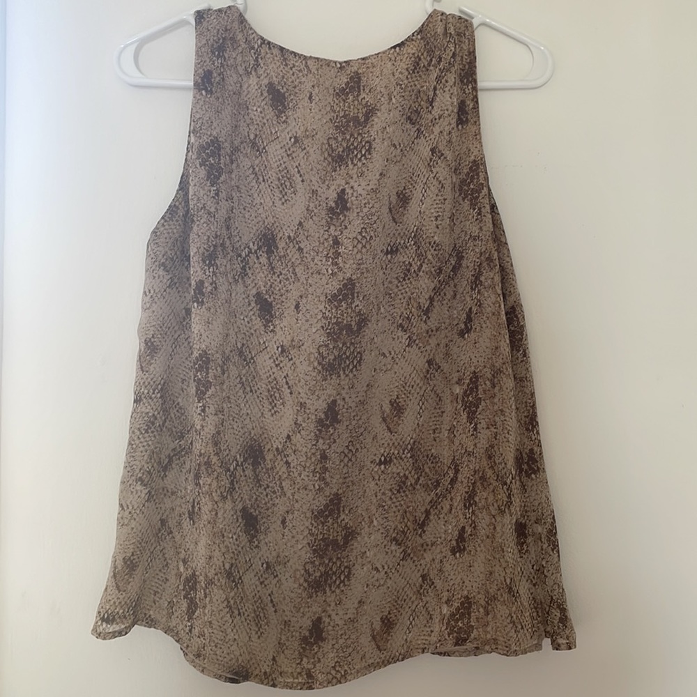 Kate Hill Blouse - Picture 3 of 3